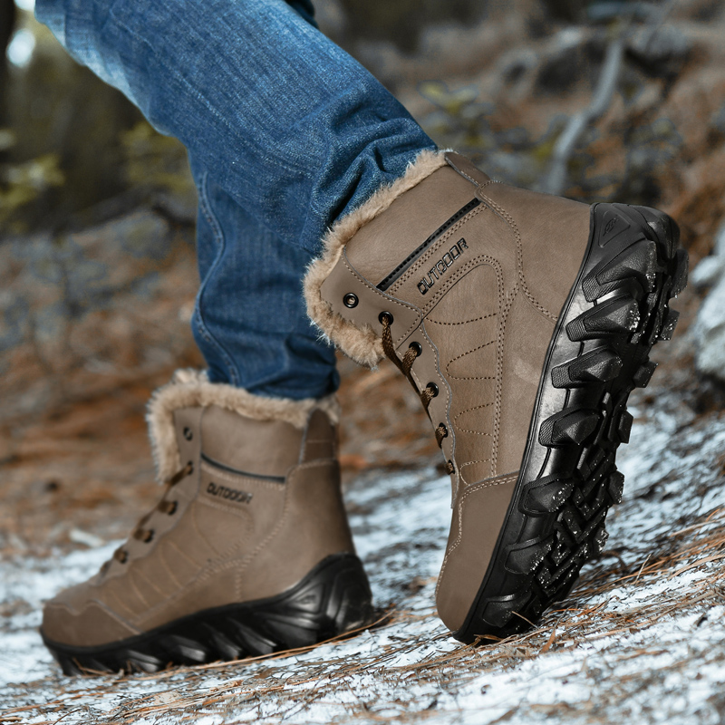 Stivali invernali da uomo Cald - Guipure Lace Panel recensione e prezzo
